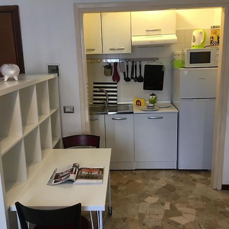 Mauro'S Studio Apartman Milánó Kültér fotó